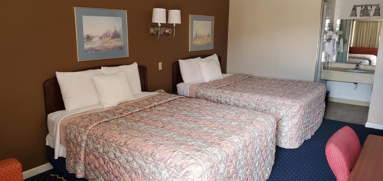 Brooks Motel Norton Екстер'єр фото