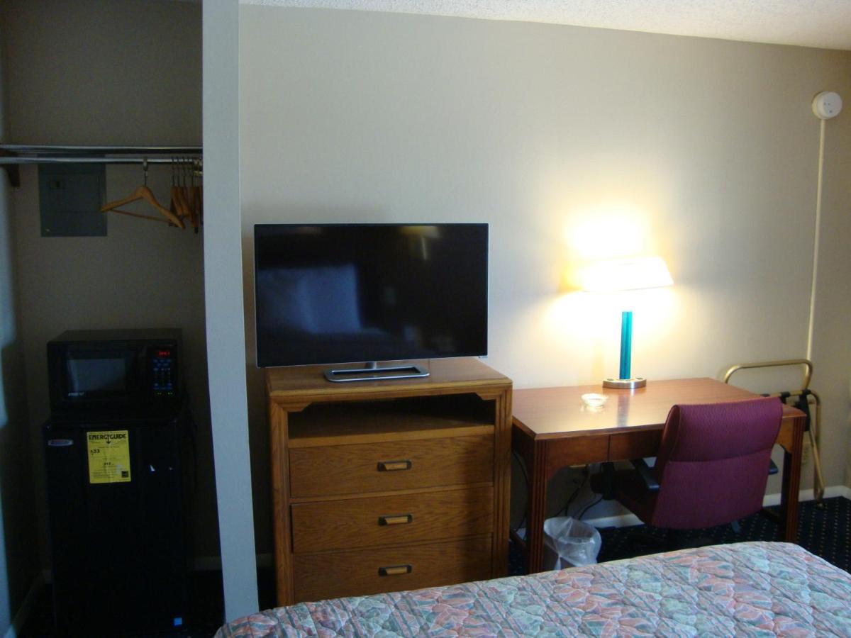 Brooks Motel Norton Екстер'єр фото